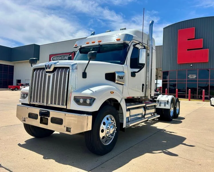 2024 Western Star 49X in Jackson