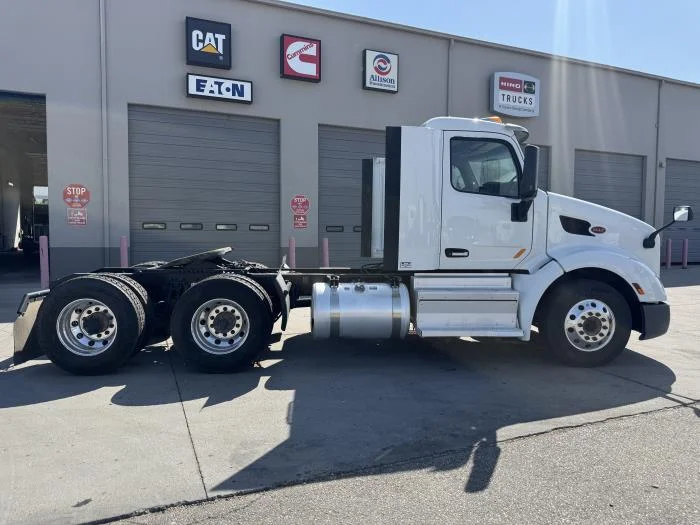 2021 Peterbilt 579 in El Paso, TX — photo 5