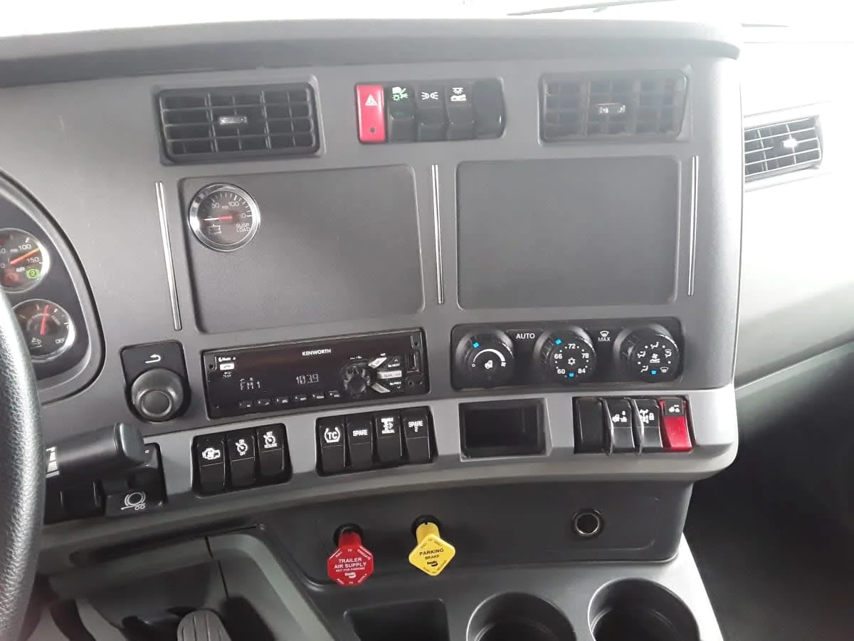 2020 Kenworth T880 in Hilliard, OH — photo 10