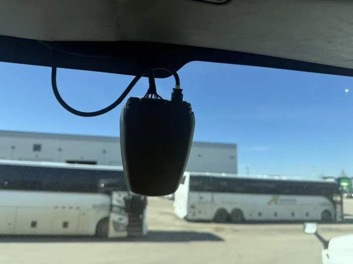 2021 International LT - image 22