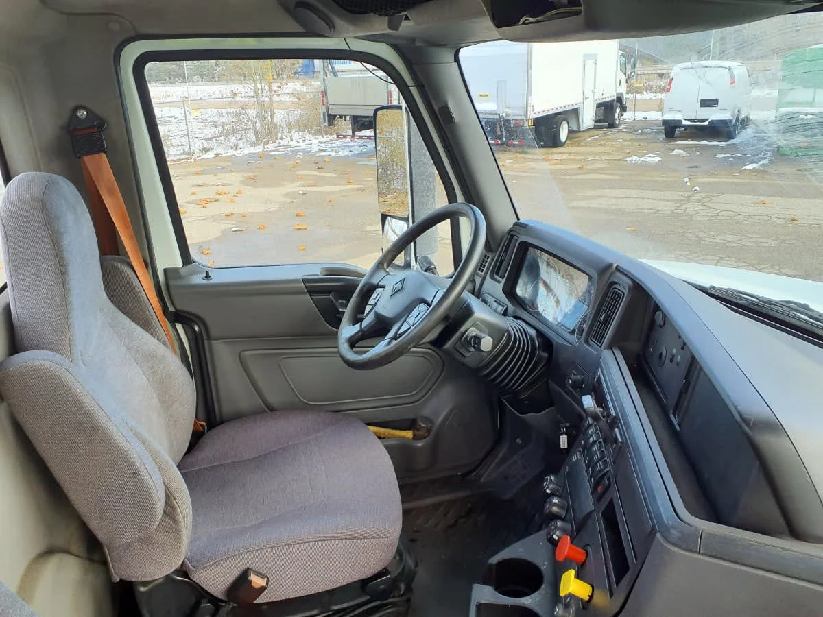 2019 International LT in Wayland, MI — photo 7