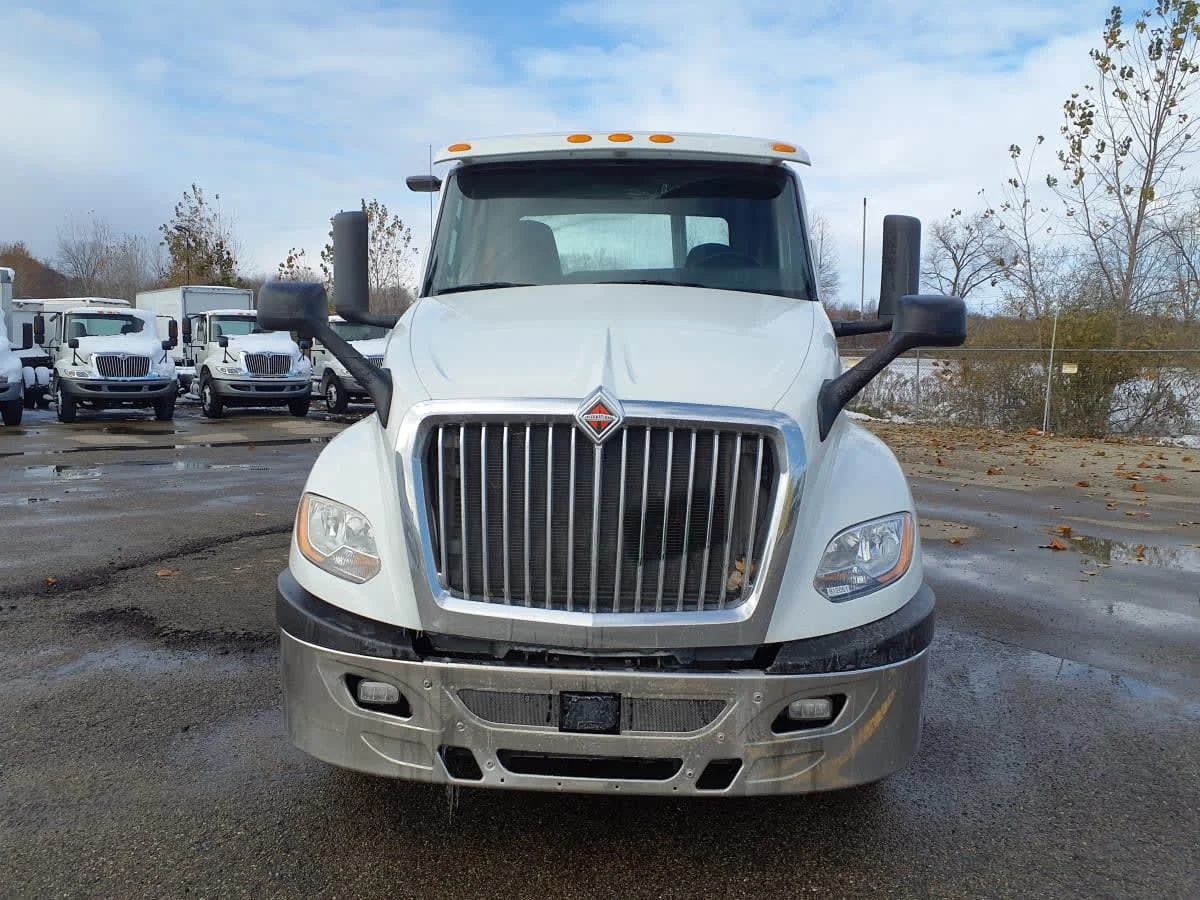 2019 International LT in Wayland, MI — photo 2