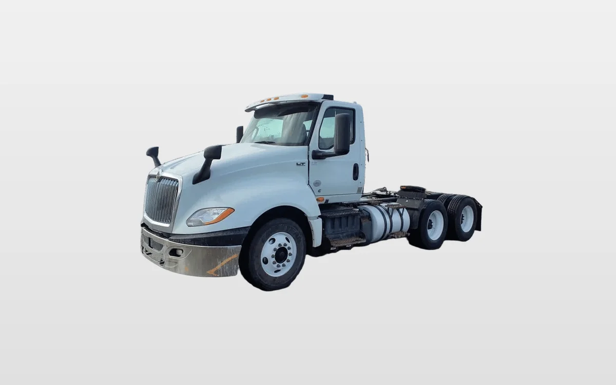 2019 International - image 1