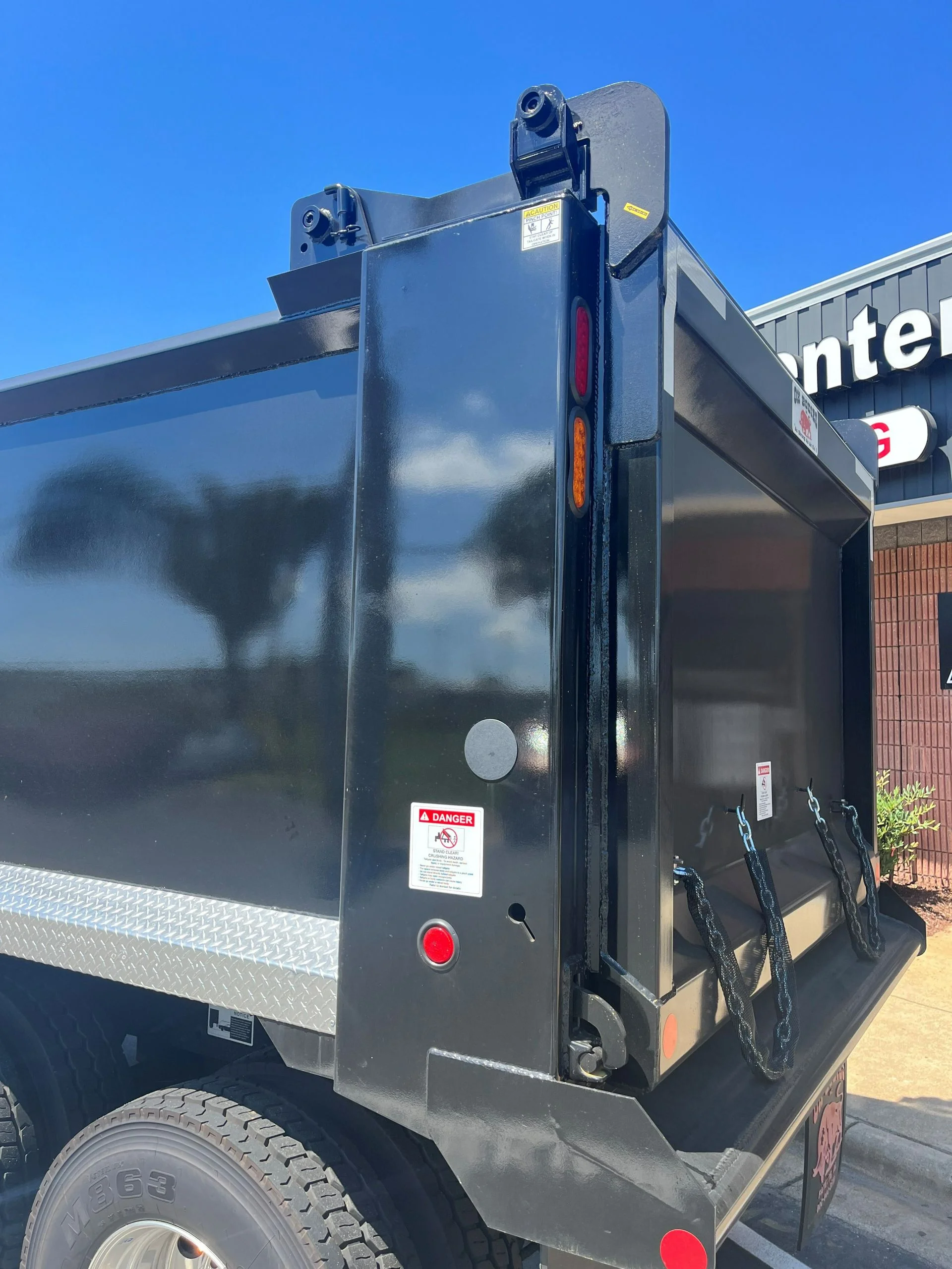 2026 Mack Granite - image 4