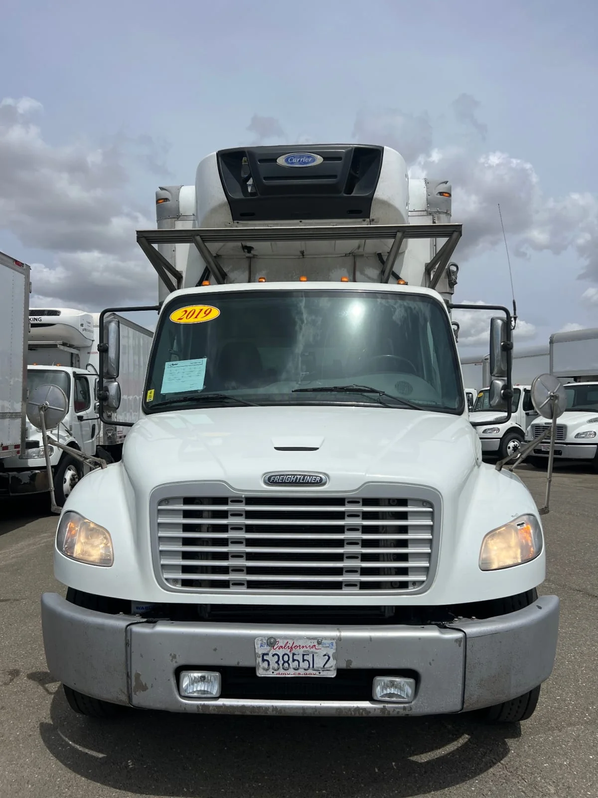 2019 Freightliner M2 106 - image 2