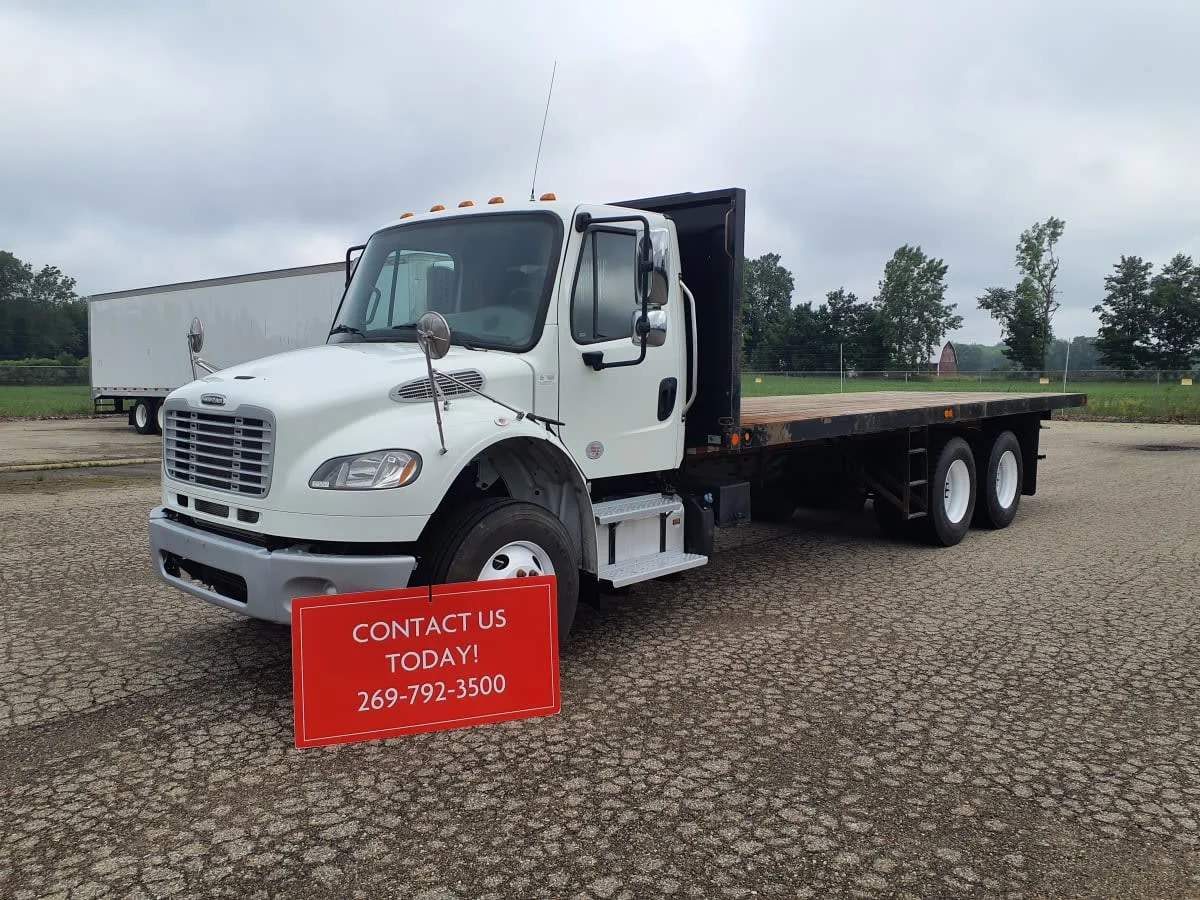 2020 Freightliner M2 106