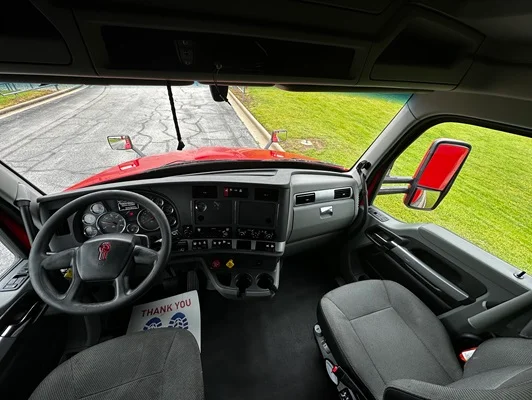 2022 Kenworth T680 in Joplin, MO — photo 18