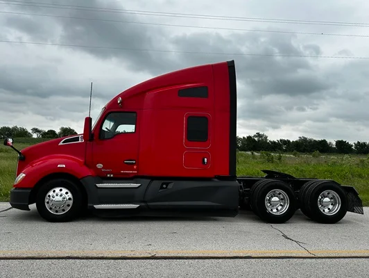 2022 Kenworth T680 in Joplin, MO — photo 5