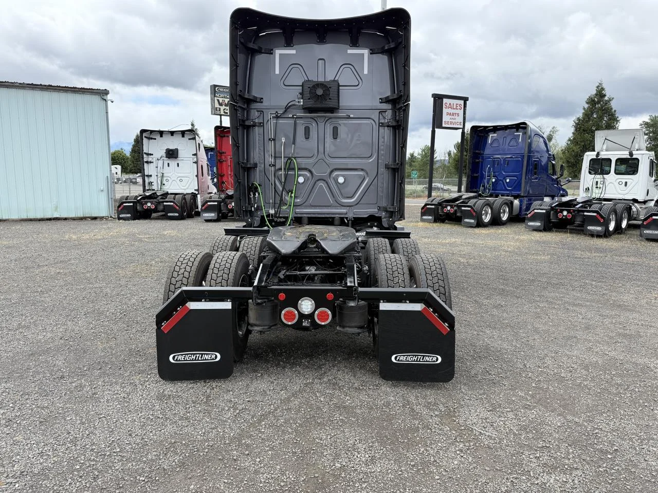 2026 Freightliner Cascadia - image 4