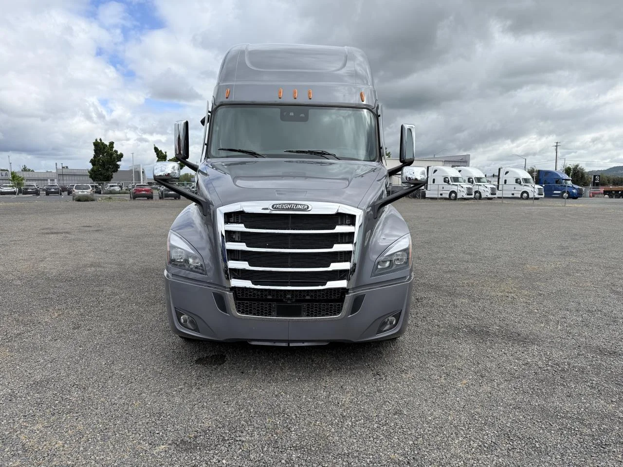 2026 Freightliner Cascadia - image 2