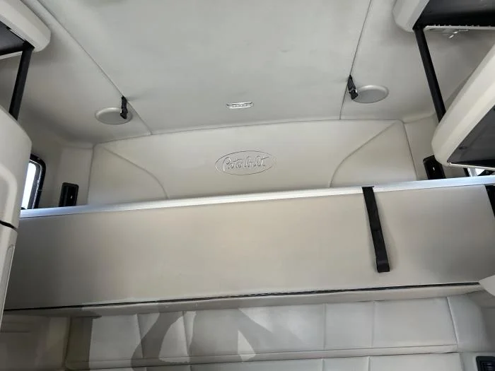 2021 Peterbilt 579 - image 30