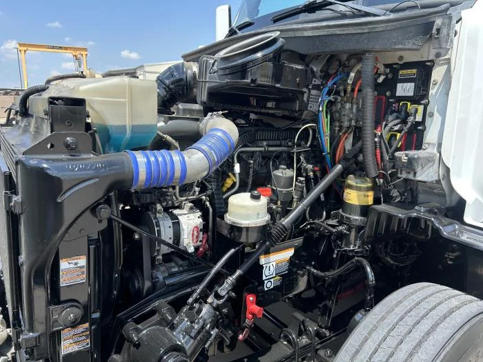 2021 Peterbilt 579 - image 17