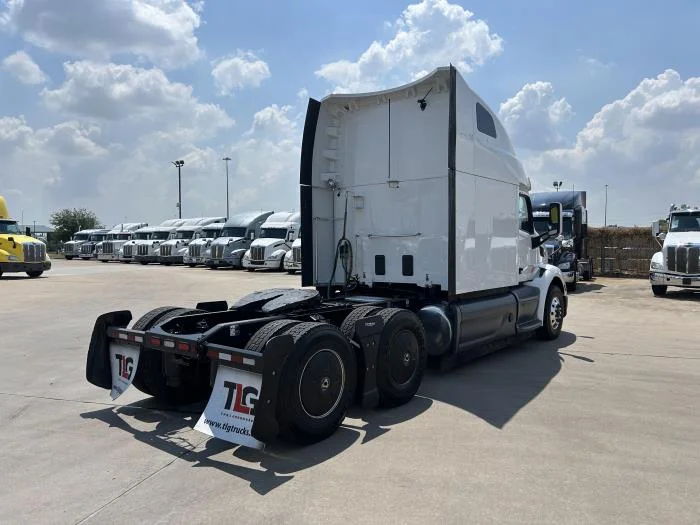 2021 Peterbilt 579 - image 6
