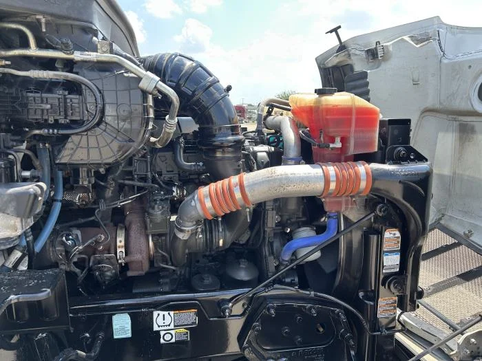 2021 Peterbilt 579 - image 21