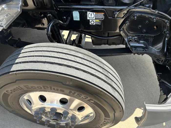 2021 Peterbilt 579 - image 22