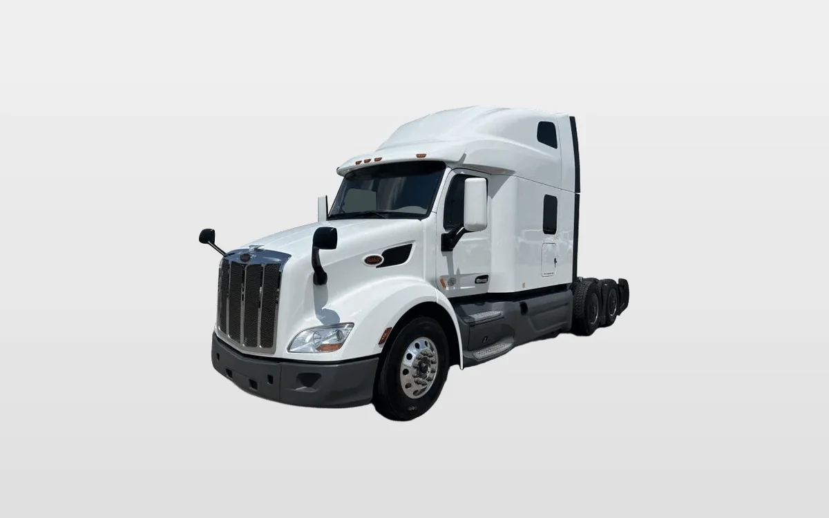 2021 Peterbilt 579 - image 1