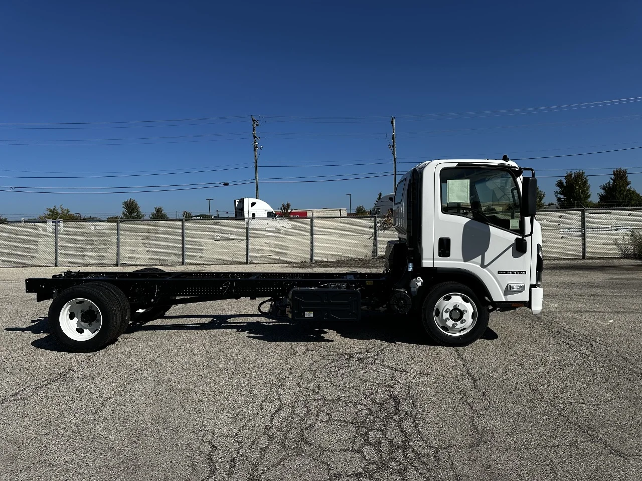 2025 Isuzu in Antioch, IL — photo 5