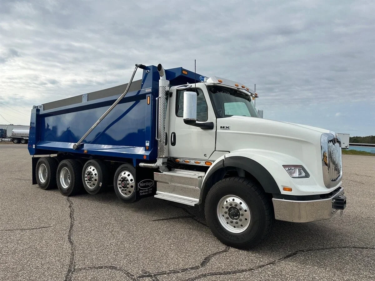 2026 International HX - image 2