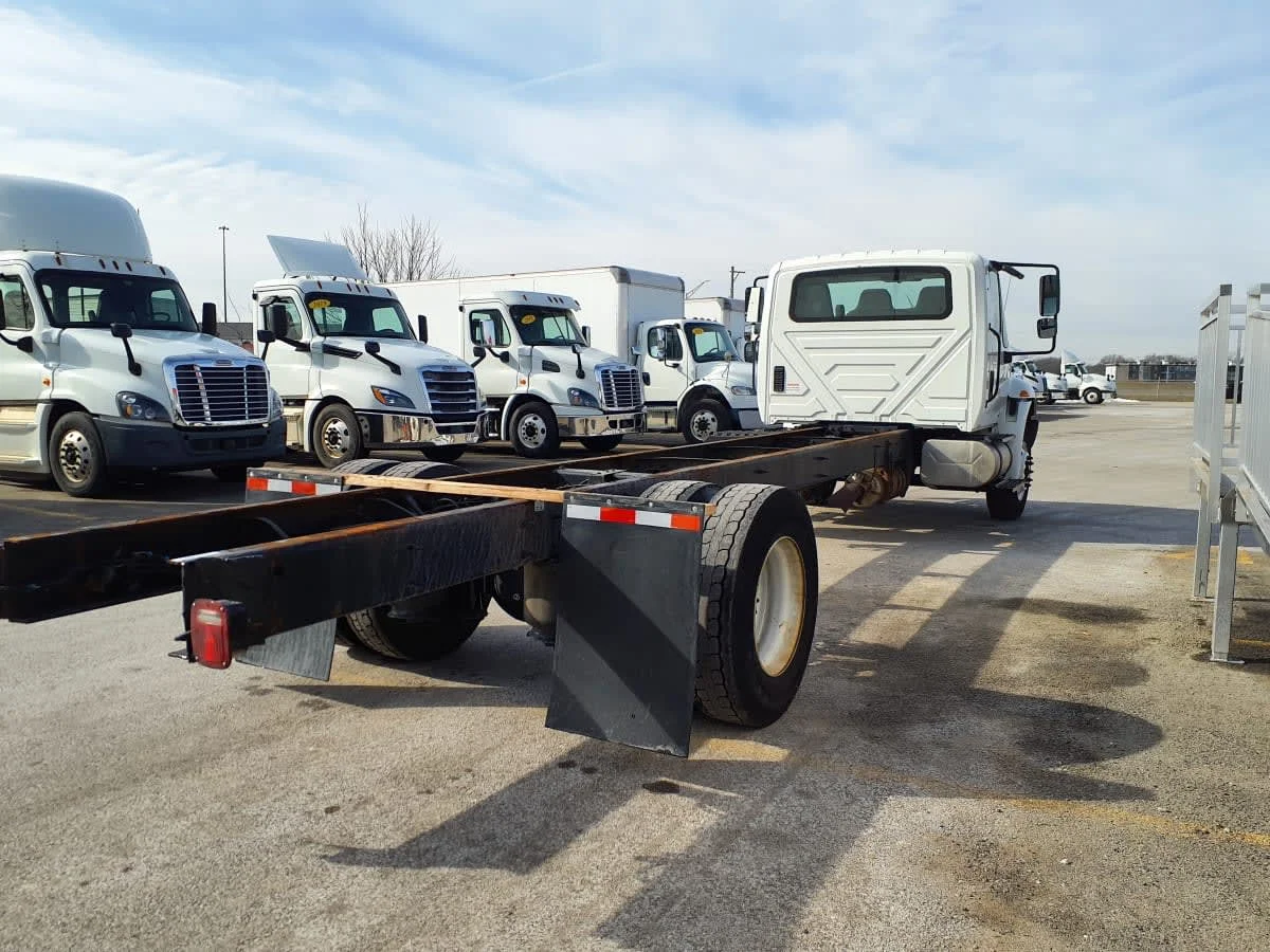 2019 International 4300 in Clarksville, IN — photo 4