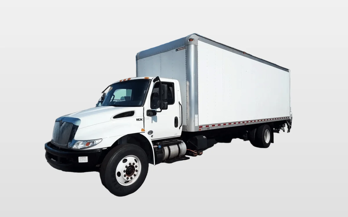 2020 International 4300 - image 1