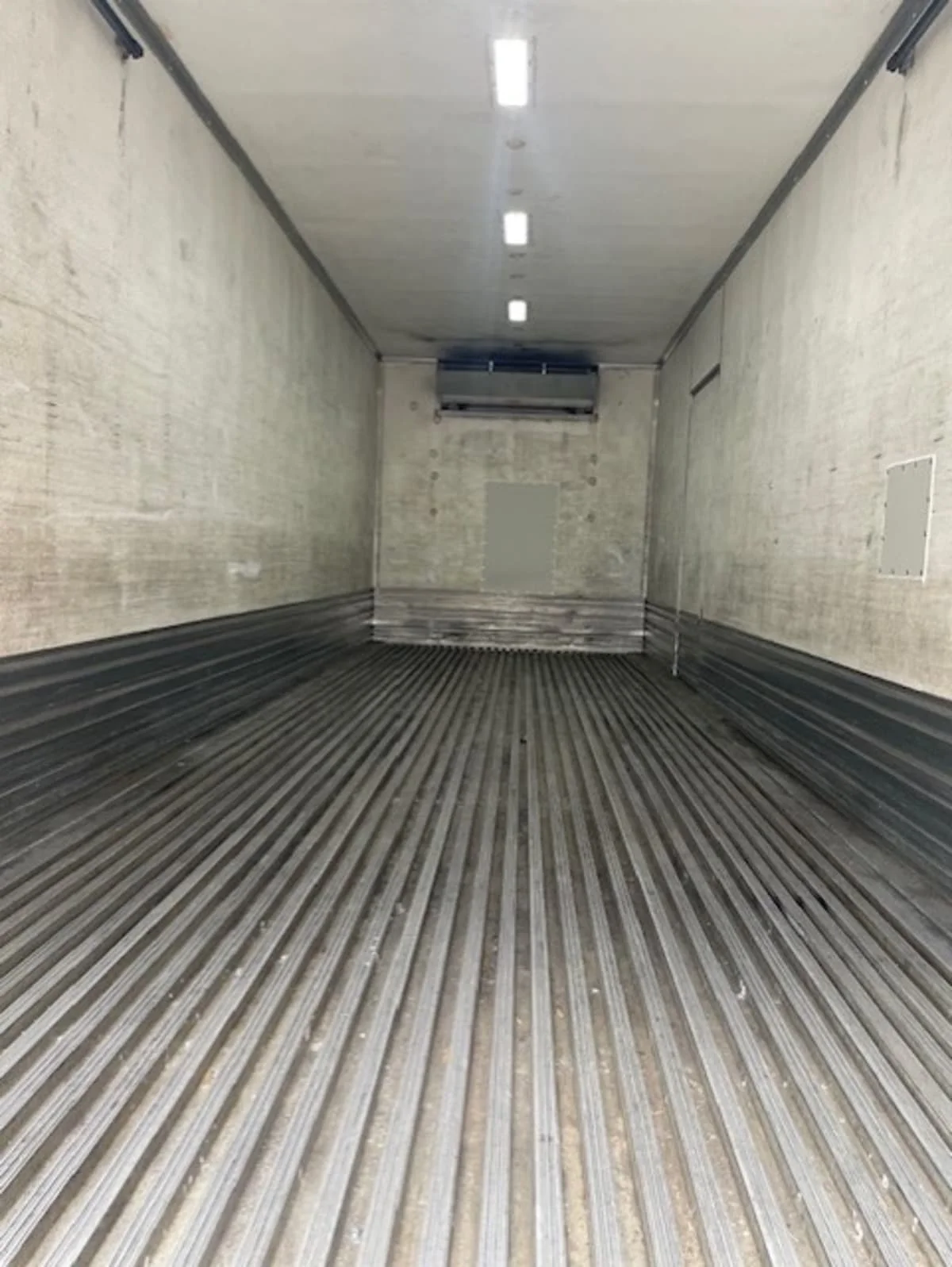 2016 Freightliner M2 106 - image 9