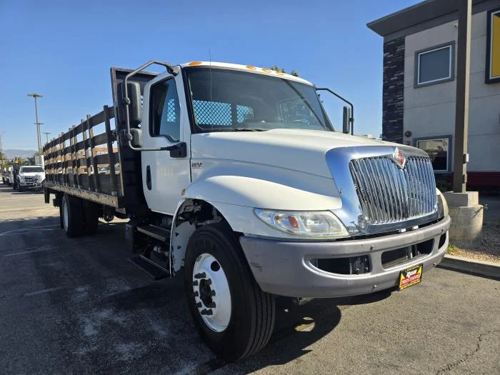 2020 International MV - image 7