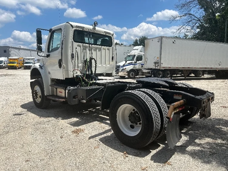 2019 Freightliner eM2 in Moberly, MO — photo 5
