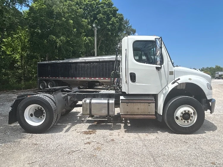2019 Freightliner eM2 in Moberly, MO — photo 8