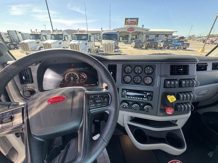 2026 Peterbilt 567 - image 17