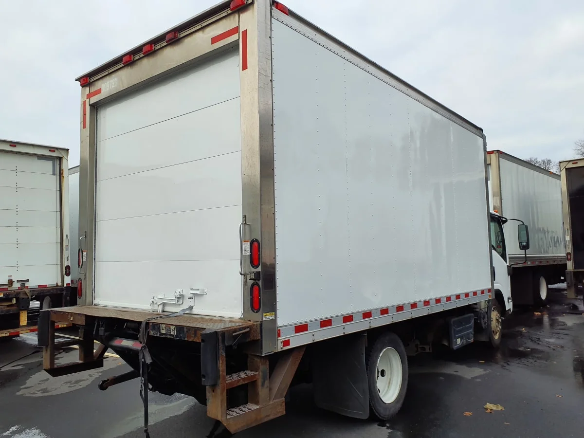 2015 Isuzu NPR - image 4