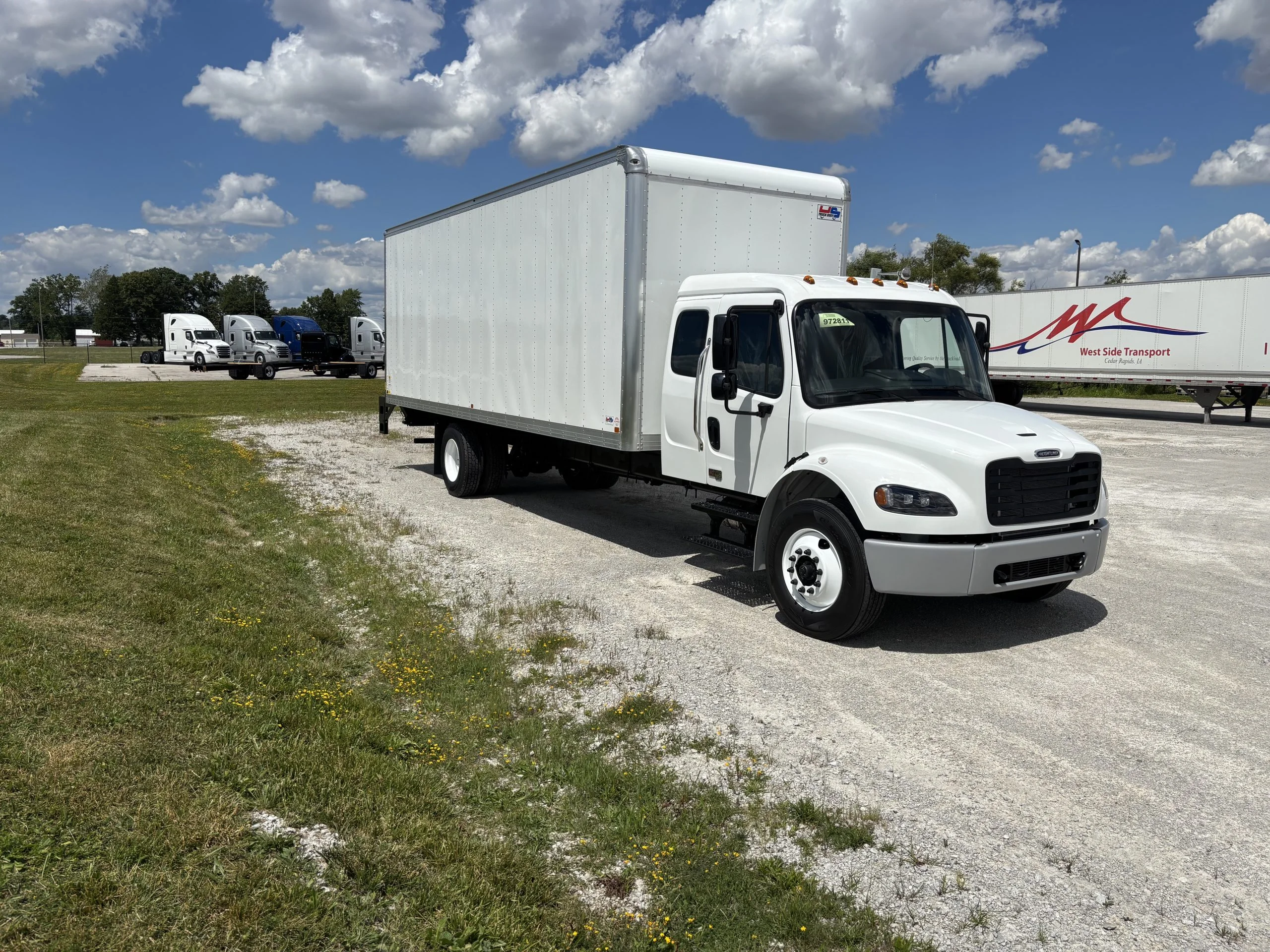 2027 Freightliner M2 106 in Fort Wayne, IN — photo 5