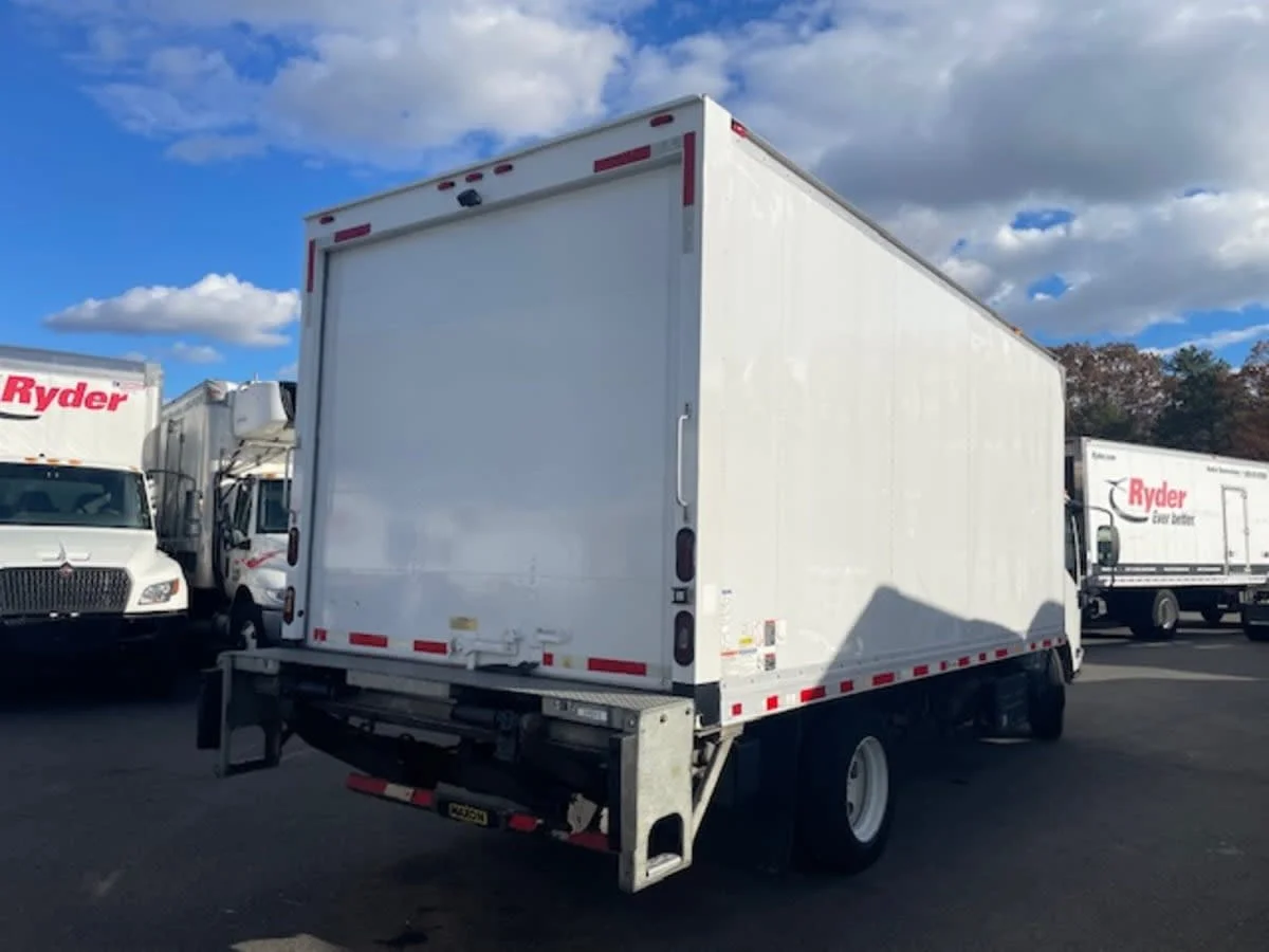 2019 Isuzu NQR in Farmingdale, NY — photo 4
