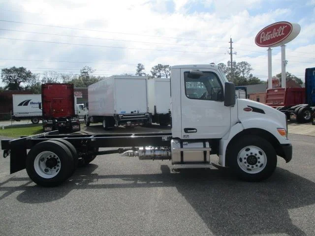 2025 Peterbilt 536 - image 7