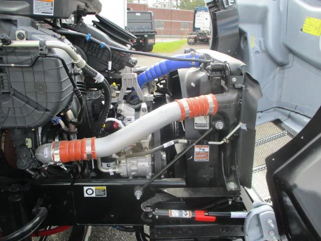 2025 Peterbilt 536 - image 11