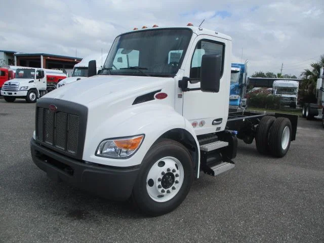 2025 Peterbilt 536 - image 2