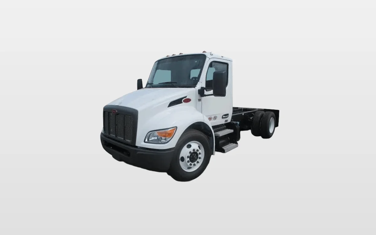 2025 Peterbilt 536 - image 1