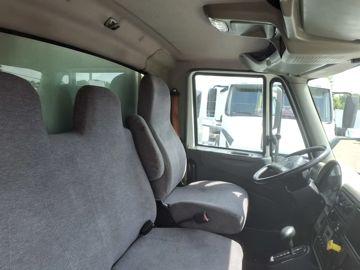 2018 International 4300 in Minneapolis, MN — photo 8
