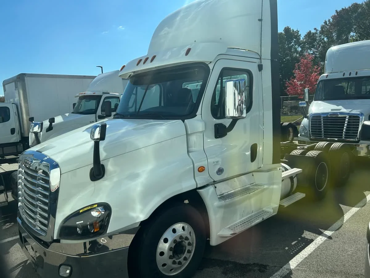 2020 Freightliner Cascadia in Beltsville, MD