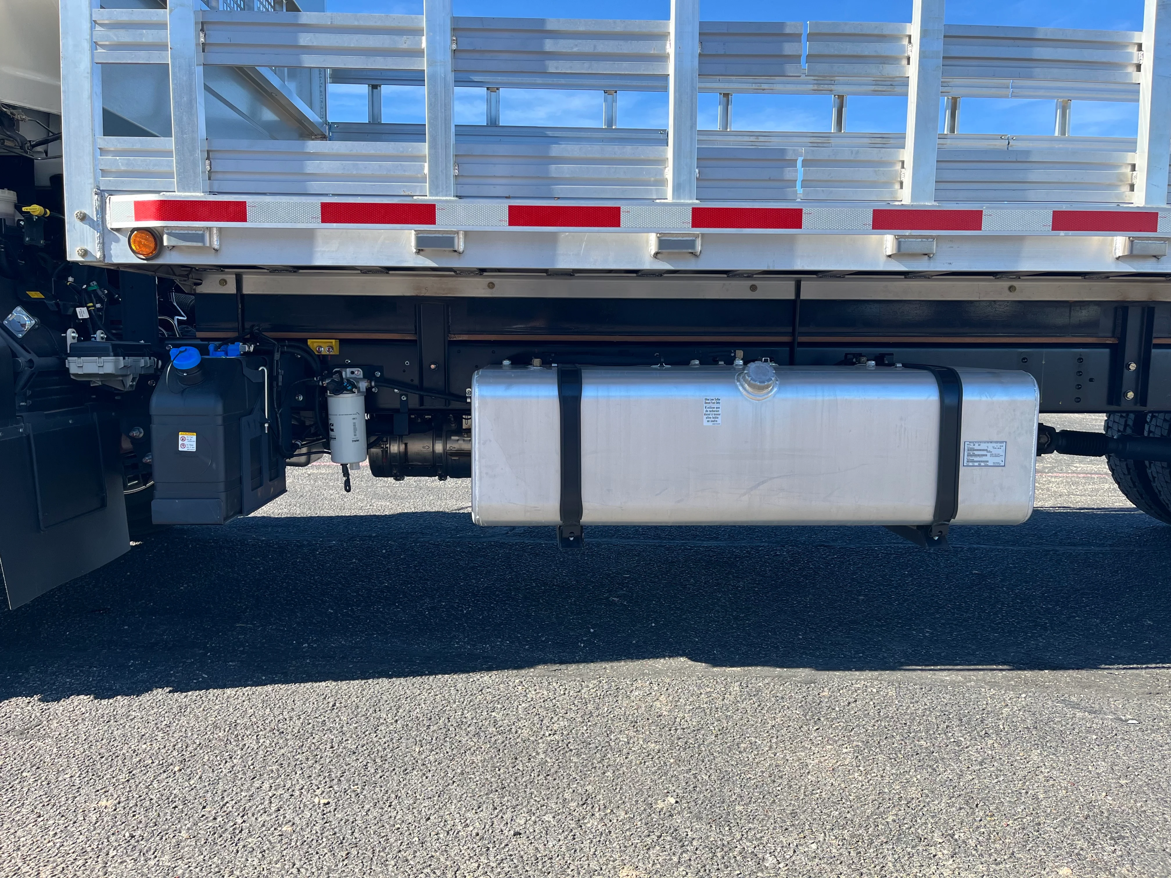 2025 Isuzu FTR in Amarillo, TX — photo 5