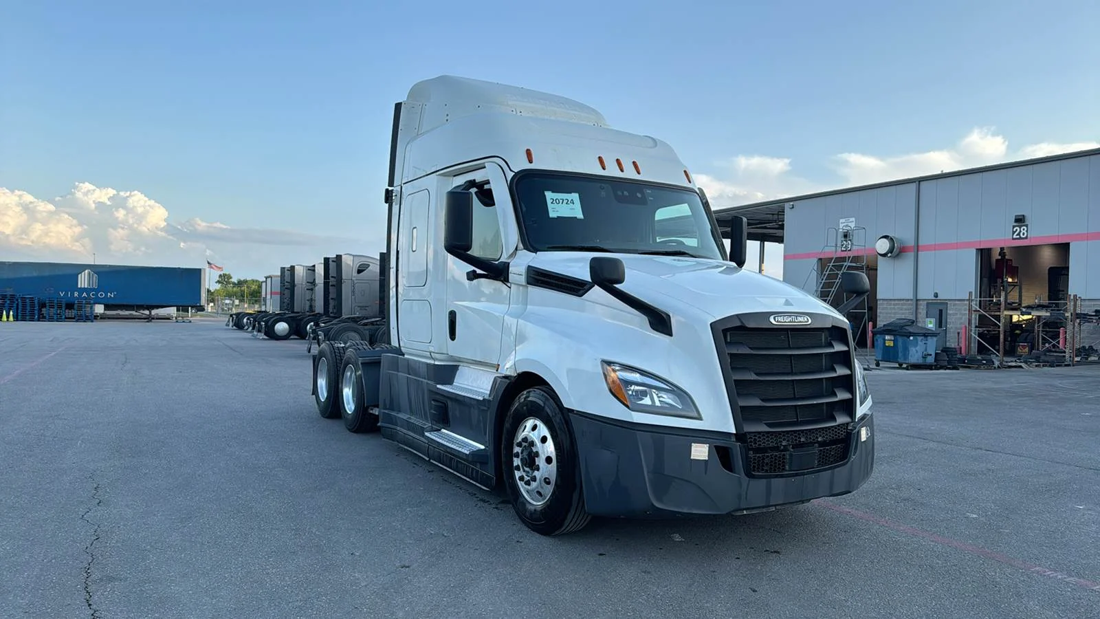 2021 Freightliner Cascadia in Wilmer, TX