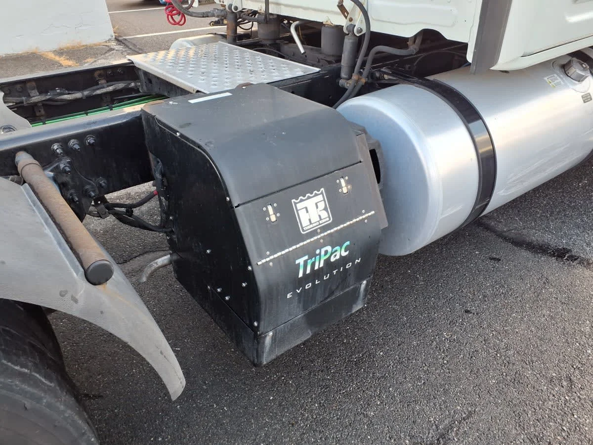 2020 Freightliner Cascadia - image 14