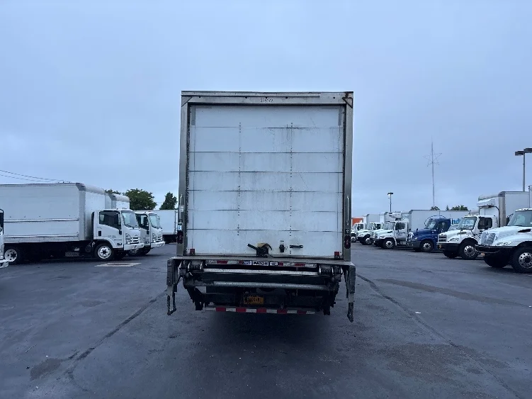 2019 Freightliner eM2 in West Babylon, NY — photo 7