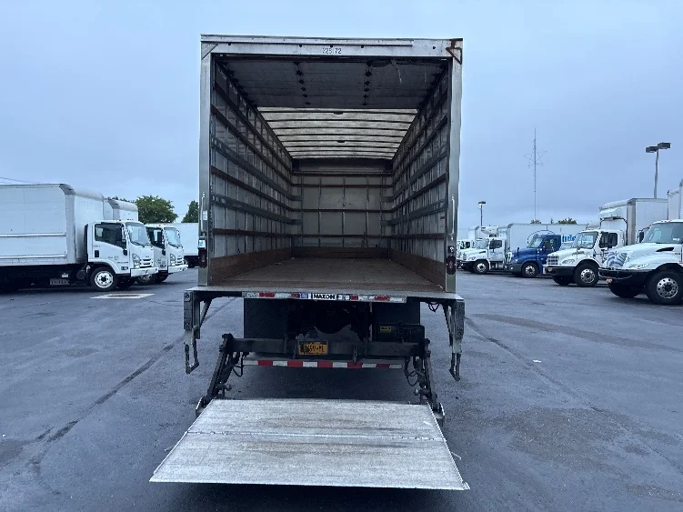2019 Freightliner eM2 in West Babylon, NY — photo 9