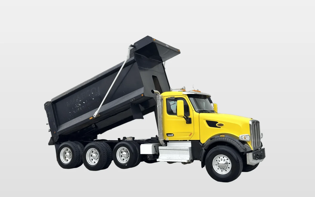 2018 Peterbilt 567 - image 1