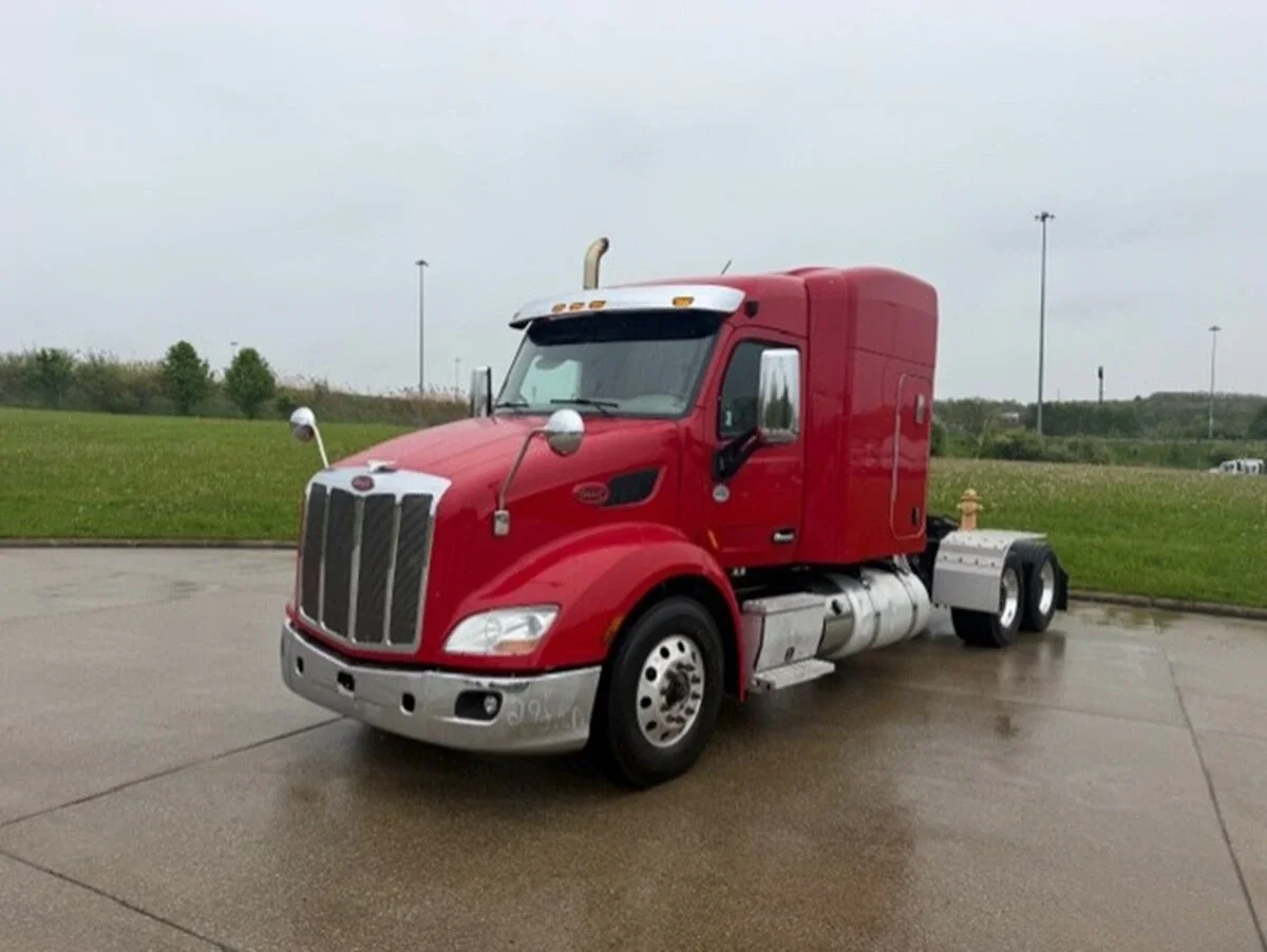 2019 Peterbilt 579 in Youngstown, OH
