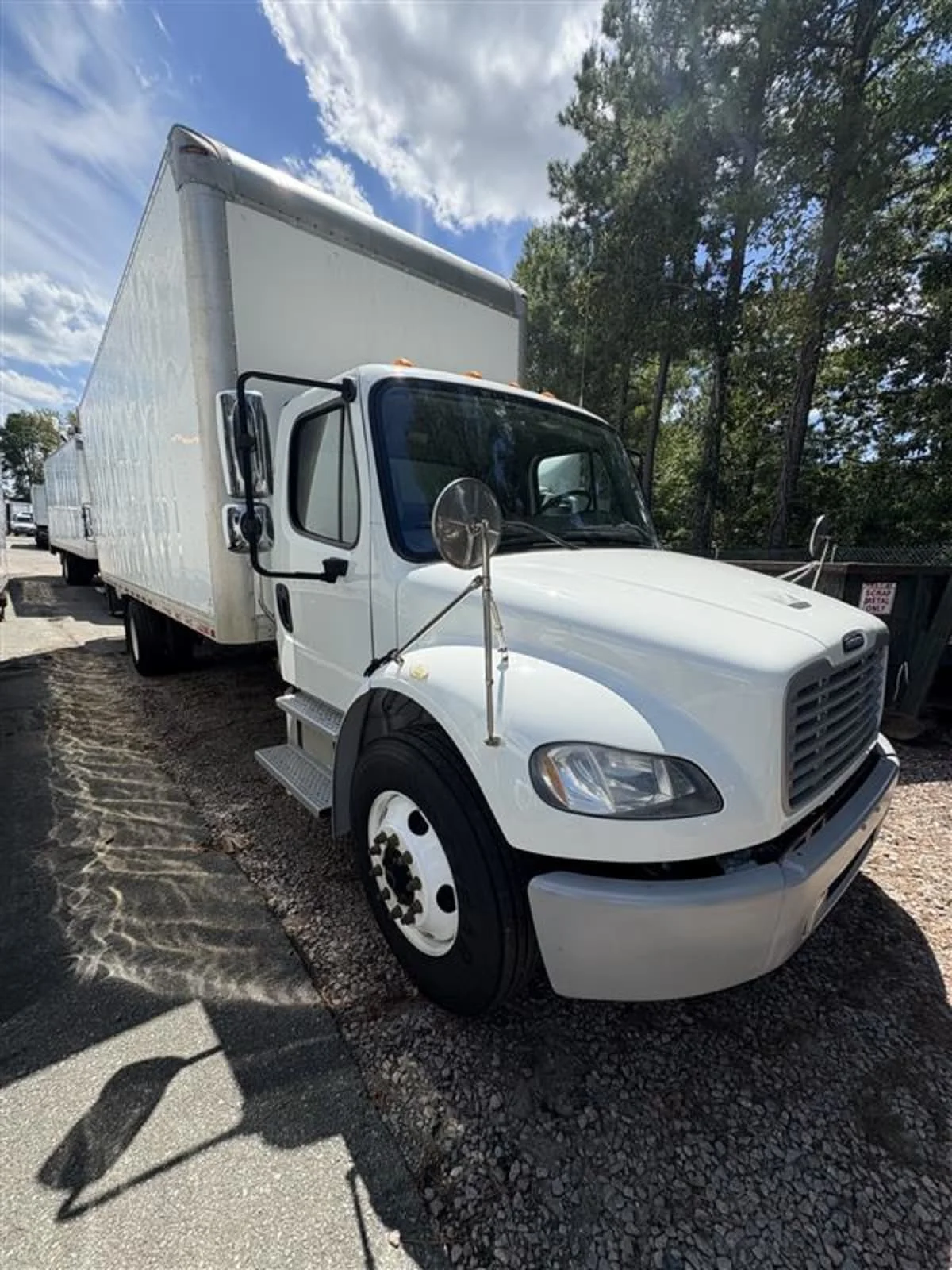 2020 Freightliner M2 106 in Ashland, VA — photo 3