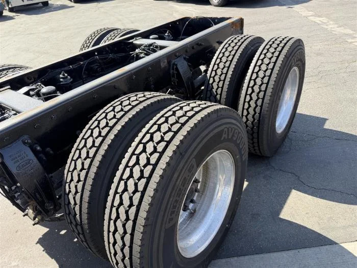 2021 Peterbilt 567 — photo 11