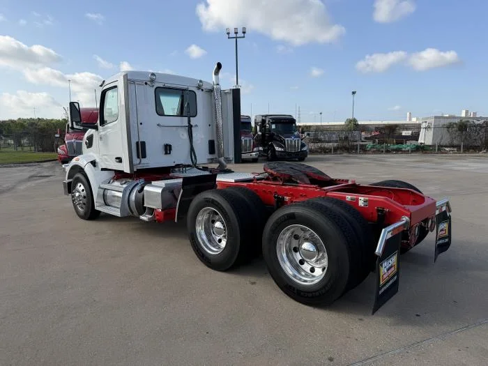 2024 Peterbilt 567 — photo 4