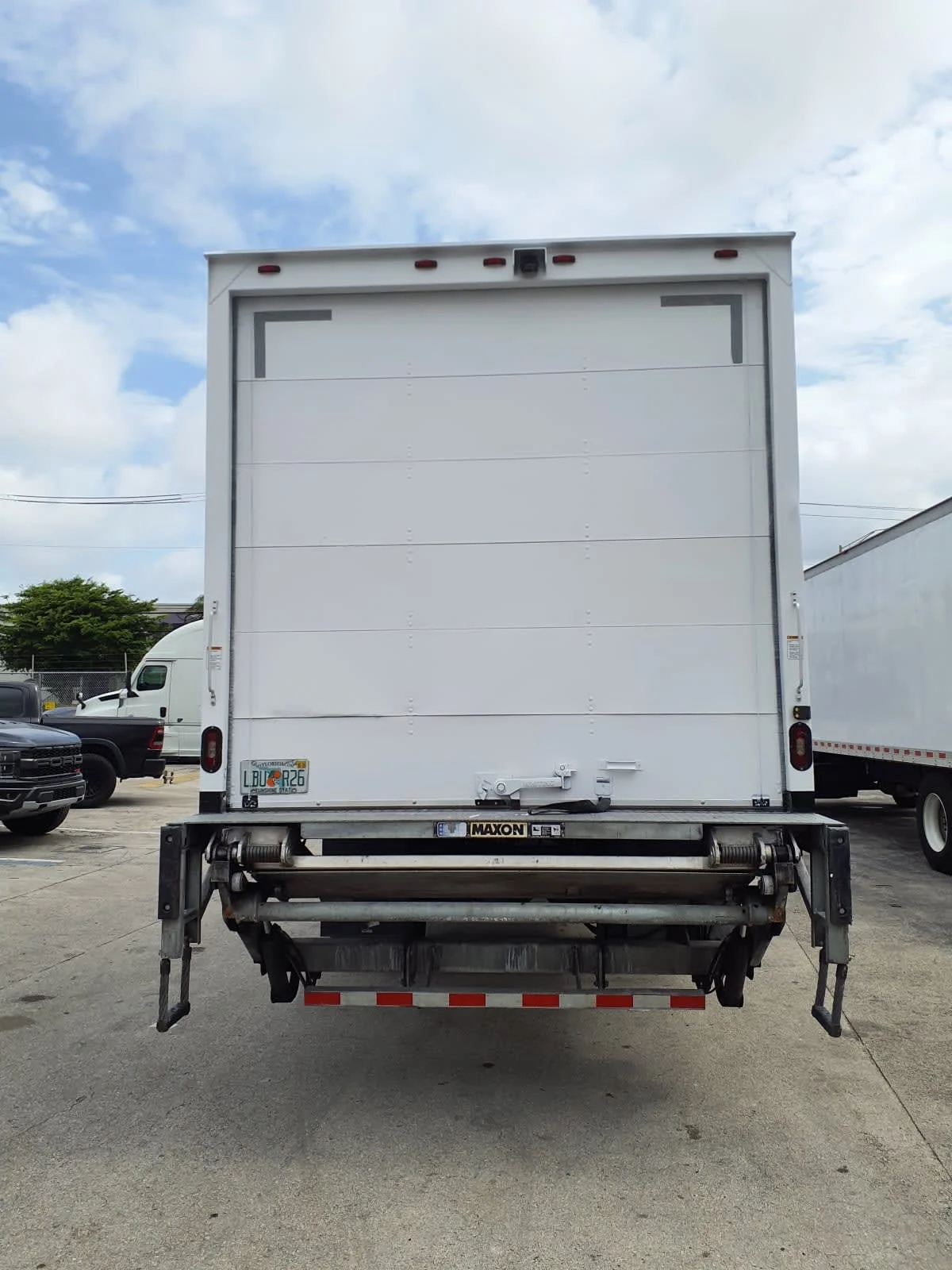 2020 Freightliner M2 106 in Miami, FL — photo 5
