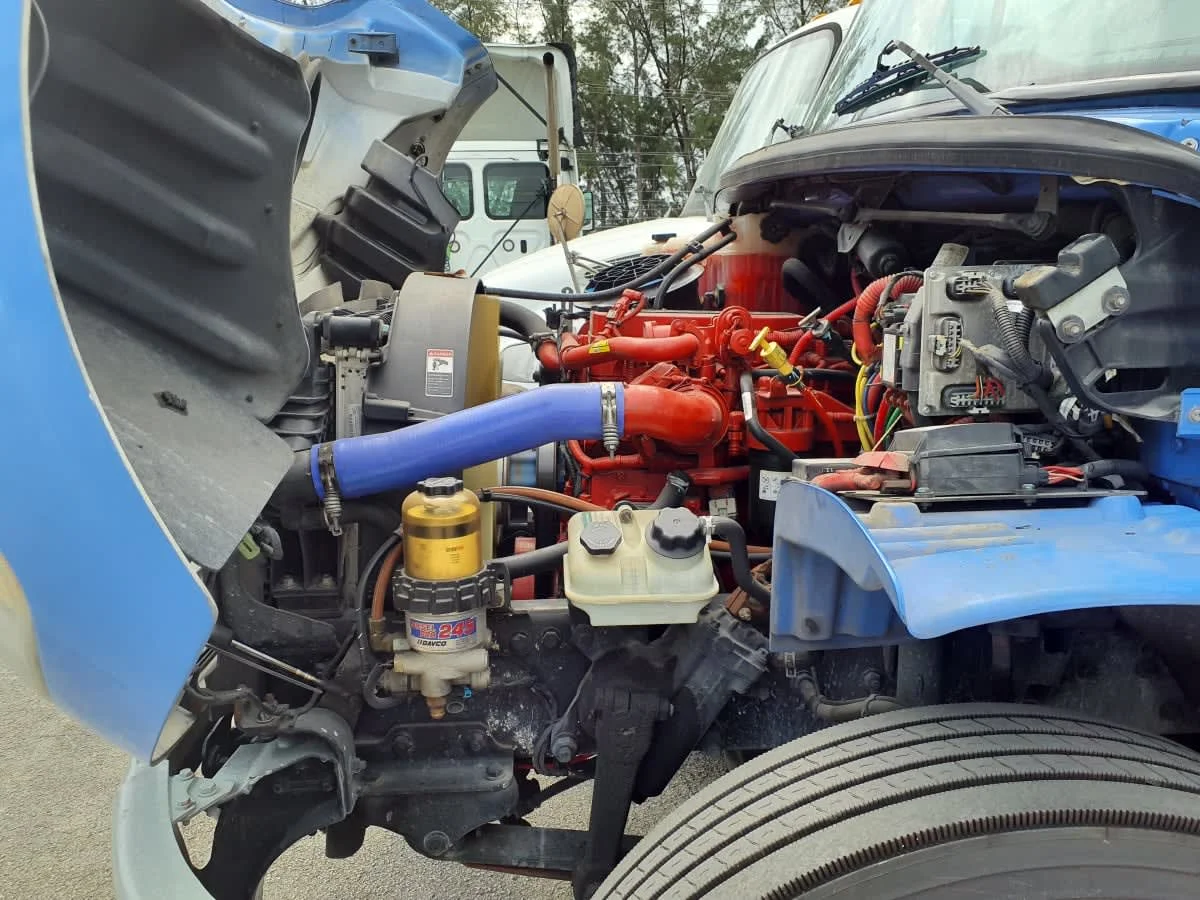 2020 Freightliner M2 106 in Miami, FL — photo 9